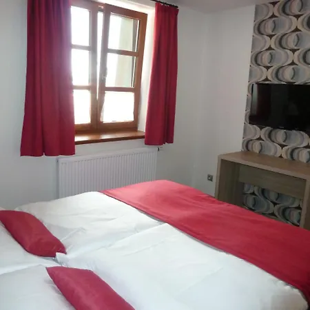 Restaurace A Bludovecek Gasthof