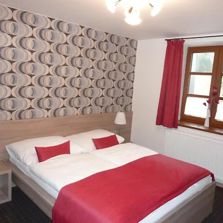 Restaurace A Bludovecek Gasthof 3*