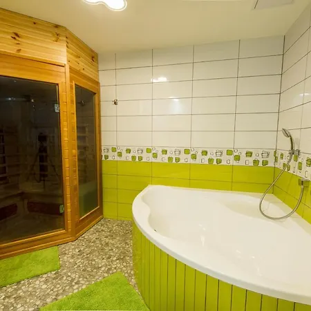 Restaurace A Bludoveček Penzion *