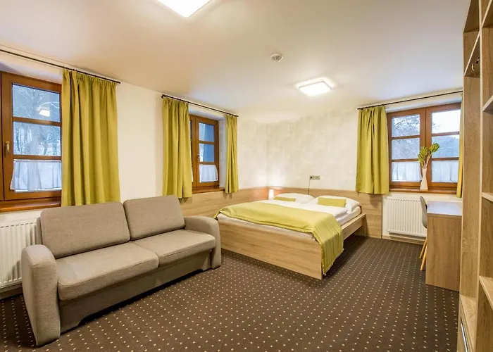 Restaurace A Bludovecek Vendégház 3*